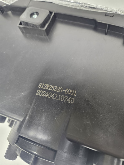 Фара противотуманная левая (пластиковый бампер) SITRAK 812W25320-6001 OEM