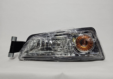 Фара противотуманная левая (пластиковый бампер) SITRAK 812W25320-6001 OEM