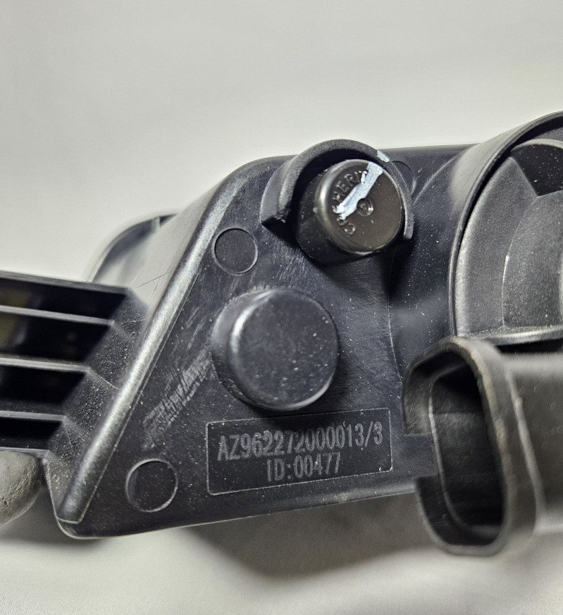 Фара противотуманная в сборе правая Sitrak C7H MAX CHINA AZ962272000013 Sinotruk — 3