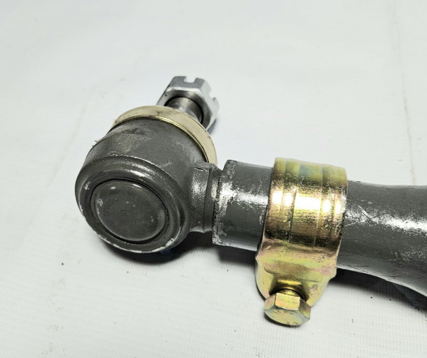 Тяга рулевая продольная второго моста в сборе L600 Sitrak CHINA WG9931437040 OEM — 3