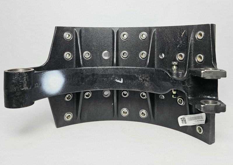 Колодка тормозная задняя левая под барабан MCY13 Sitrak CNHTC AZ7117451220 OEM — 3
