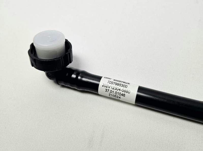 Трубка топливная Sitrak CHINA 202V12304-5880 Sinotruk — 2