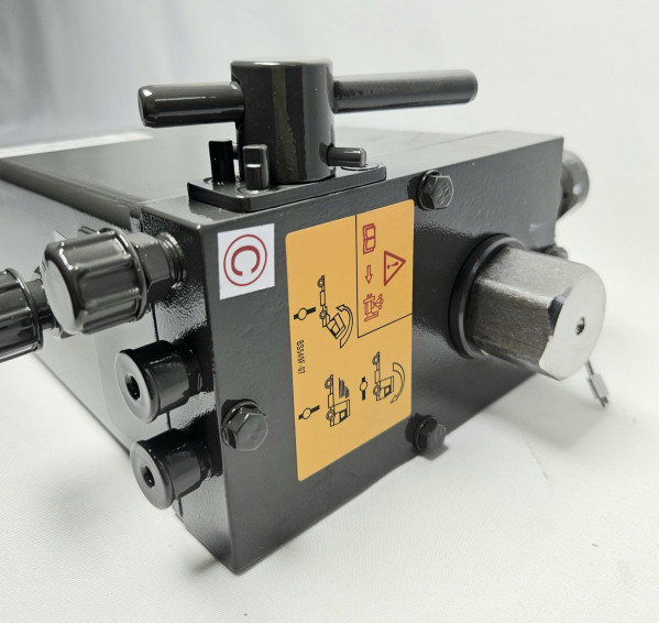 Насос подъема кабины T5G/SITRAK 4 штуцера SITRAK 811W41723-6008 Sinotruk — 3