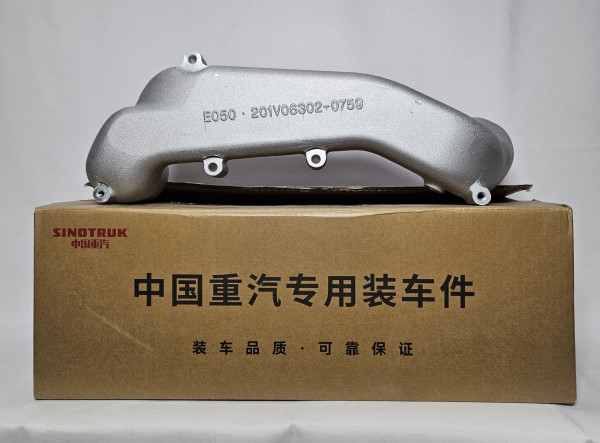 Колено трубы охлаждающей жидкости SItrak CHINA 201V06302-0759 Sinotruk — 1