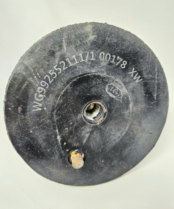 Отбойник рессоры передней в сборе Sitrak CHINA WG9925522111 OEM — 3