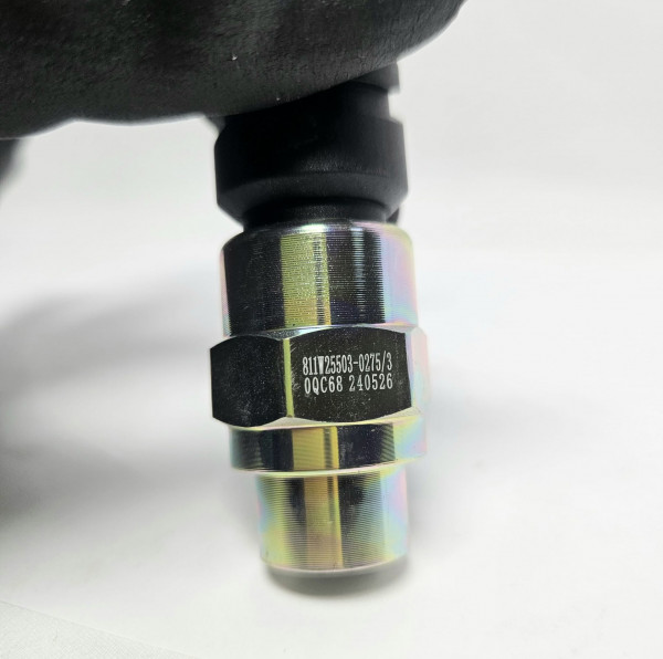 Датчик включения блокировки дифференциала HOWO T5G/SITRAK 811W25503-0275 Sinotruk — 2