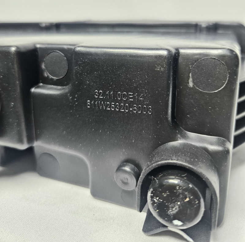 Фара противотуманная левая HOWO 811W25320-6003 OEM — 5