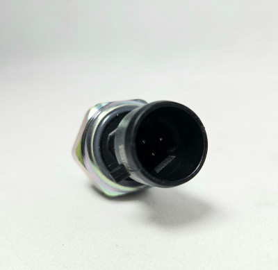Датчик давления машинного масла Sitrak CHINA 202V27421-0313 OEM