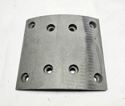 Накладка тормозная передняя 8отв. 410*160 , HOWO WG4075450160 Sinotruk