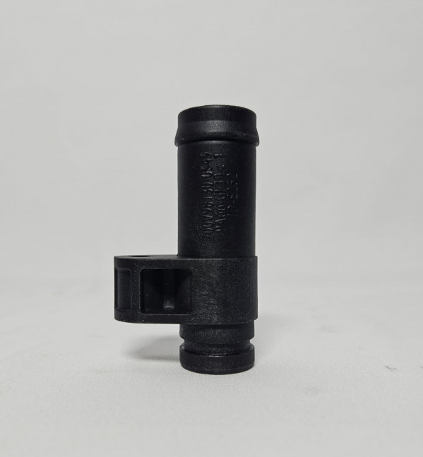 Штуцер трубки маслоотделителя SITRAK C7H MAX, TX /CHINA 200V98130-0549 Sinotruk — 1