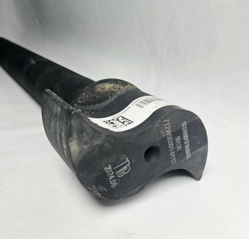 Вал тормозной задний правый мост MCP16 SINOTRUK CNHTC 712W50301-0112 Sinotruk — 2