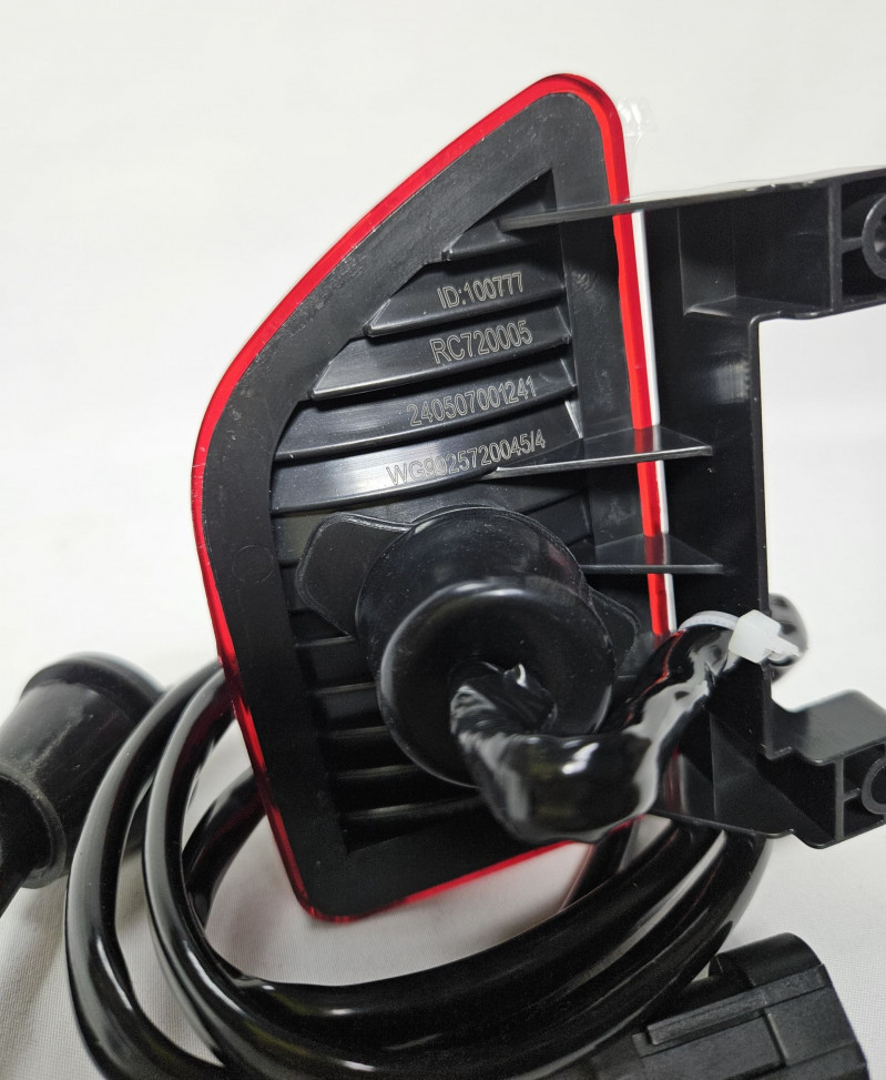 Фонарь кабины задний верхний левый (красный) (тягач) -A7 / -T7H SITRAK WG9925720045 Sinotruk — 2