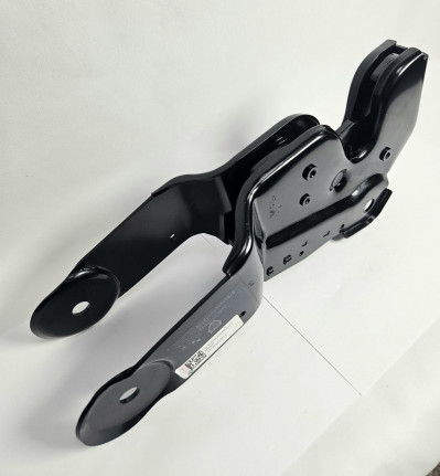 Замок опрокидывания кабины Sitrak CHINA AZ16D444000028 Sinotruk