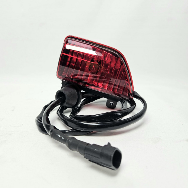 Фонарь кабины задний верхний правый (красный) (тягач) -A7 / -T7H SITRAK WG9925720046 Sinotruk — 3