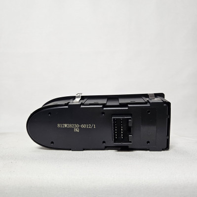 Блок кнопок правой двери T5G CNHTC HOWO 812W28230-6012 Sinotruk