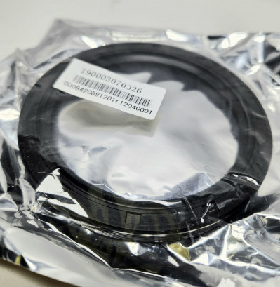 Сальник редуктора среднего моста (ST16) 85*105*8 самосвал 6*6 HOWO 190003070026 OEM