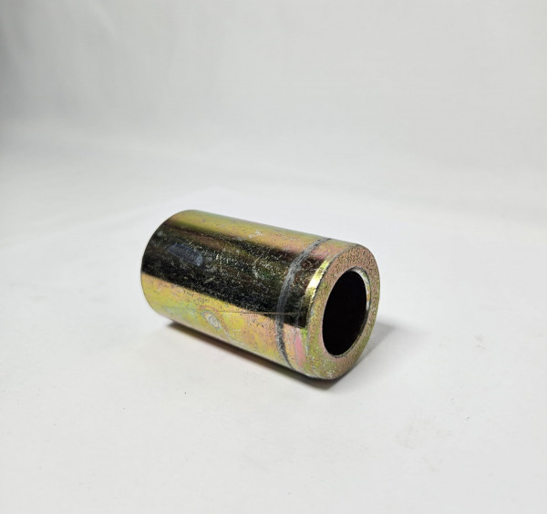 Втулка серьги стабилизатора задняя 20*35*60 HOWO SHAANXI 199100680037 OEM — 2