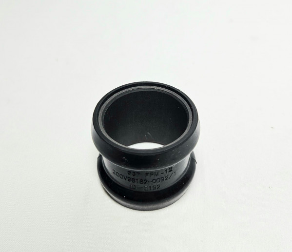 Трубка промежуточная блока масляного фильтра MC11SITRAK /CHINA 200V98182-0092 Sinotruk — 1