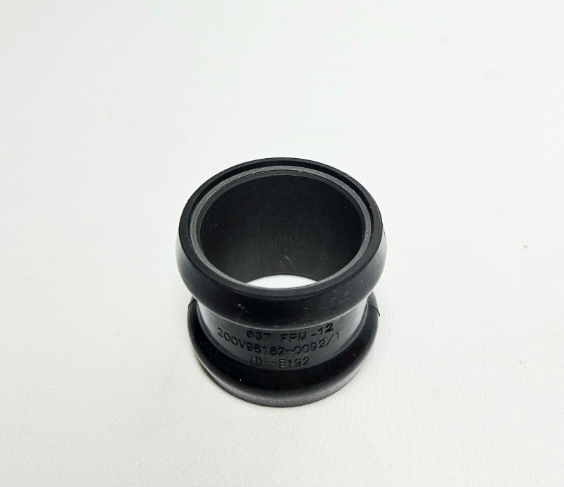 Трубка промежуточная блока масляного фильтра MC11SITRAK /CHINA 200V98182-0092 Sinotruk — 1