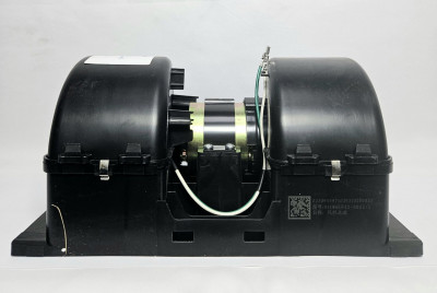 Мотор отопителя HOWO 811W61942-0002 Sinotruk