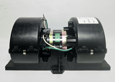 Мотор отопителя HOWO 811W61942-0002 Sinotruk