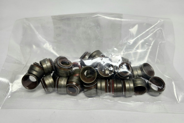 Колпачок маслосъемный впускного клапана Sitrak CHINA 202V049020033 Sinotruk — 1