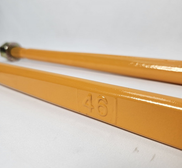 Стремянка задней рессоры U-обратной формы с резьбой CNHTC AZ9125520268 OEM — 3