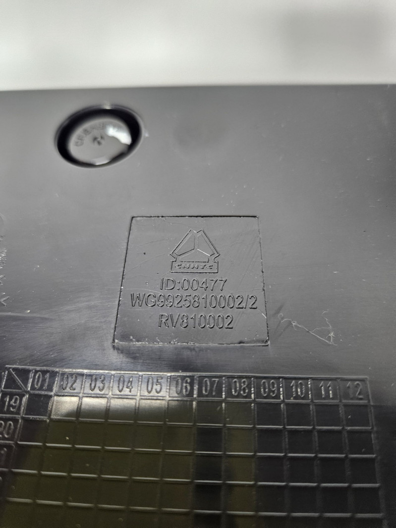 Фонарь задний правый комбинированный A7 Howo/Sitrak CHINA WG9925810002 Sinotruk — 4