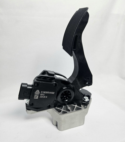 Педаль газа электронная Sitrak C7H, Howo T5G HOWO 811W25970-6103 Sinotruk