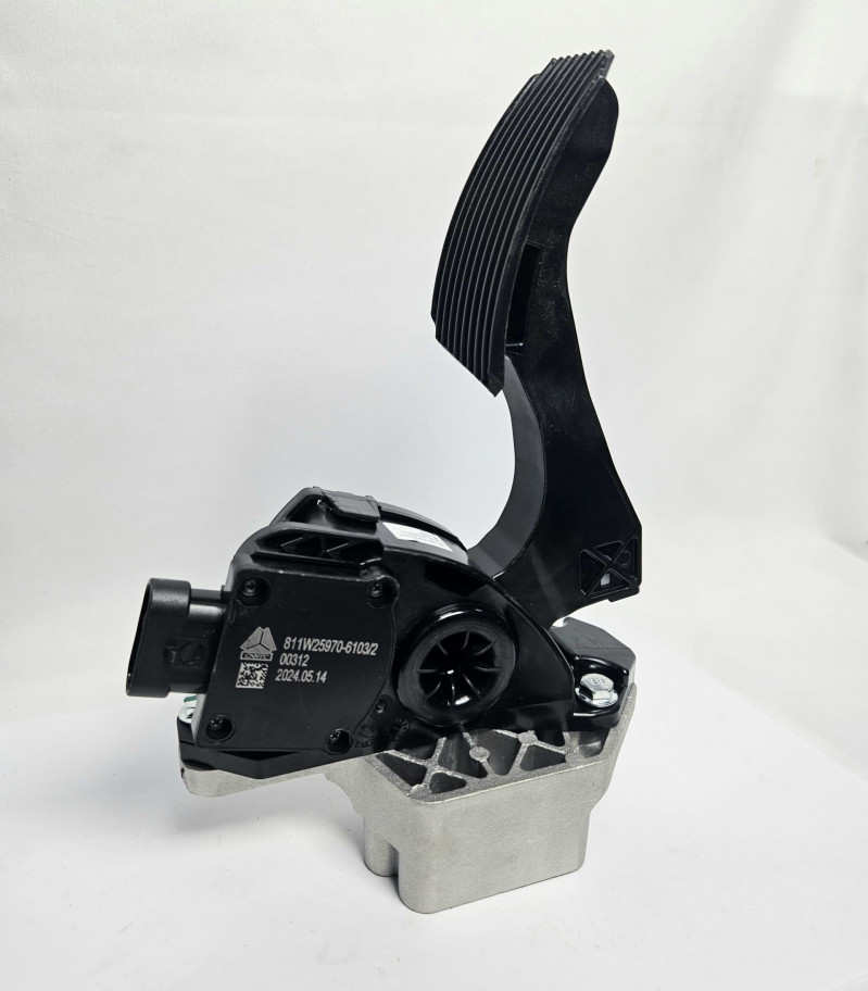 Педаль газа электронная Sitrak C7H, Howo T5G HOWO 811W25970-6103 Sinotruk — 1