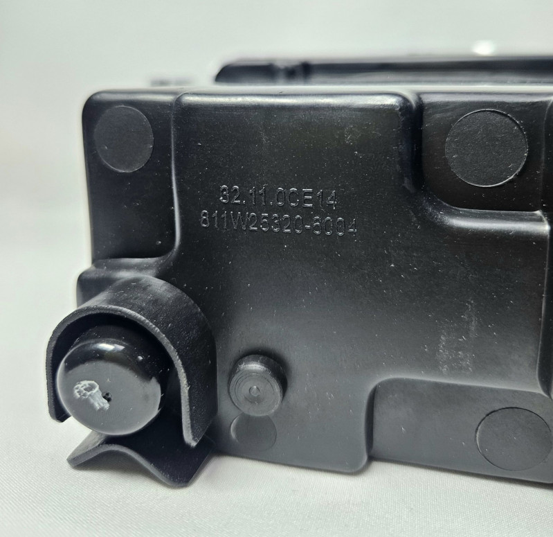 Фара противотуманная правая HOWO/SITRAK с поворотником SItrak CHINA 811W25320-6004 OEM — 3