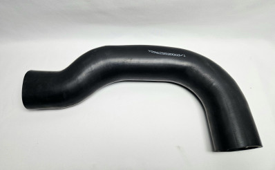 Патрубок радиатора впускной MC11.440-500 Howo TX/ Sitrak C7H CHINA YG9625530003 OEM