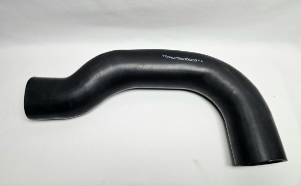 Патрубок радиатора впускной MC11.440-500 Howo TX/ Sitrak C7H CHINA YG9625530003 OEM — 1