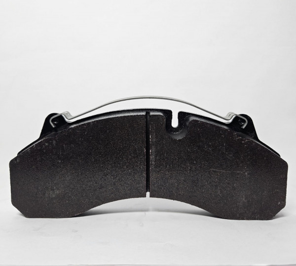 Колодки тормозные передние (1шт) Sitrak CHINA WG9100443050 OEM — 2