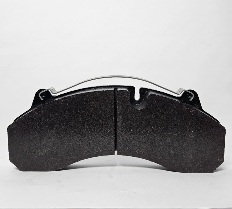 Колодки тормозные передние (1шт) Sitrak CHINA WG9100443050 OEM — 2