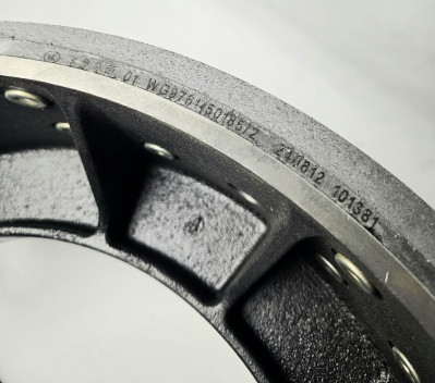 Колодка тормозная задняя левая под барабан MCY13 Sitrak CNHTC AZ7117451220 Sinotruk