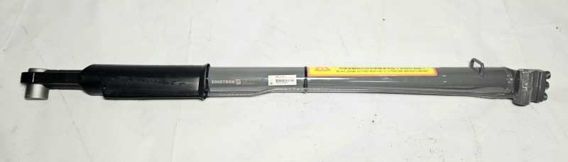 Гидроцилиндр подъема кабины тягач SItrak CHINA 811W41723-6020 Sinotruk — 1