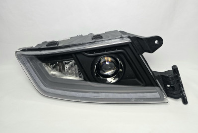 Фара светодиодная в сборе правая Sitrak C7H MAX CHINA AZ962272000011 Sinotruk