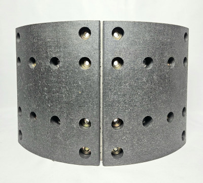 Колодка тормозная задняя правая под барабан MCY13 Sitrak CNHTC AZ7117451221 Sinotruk