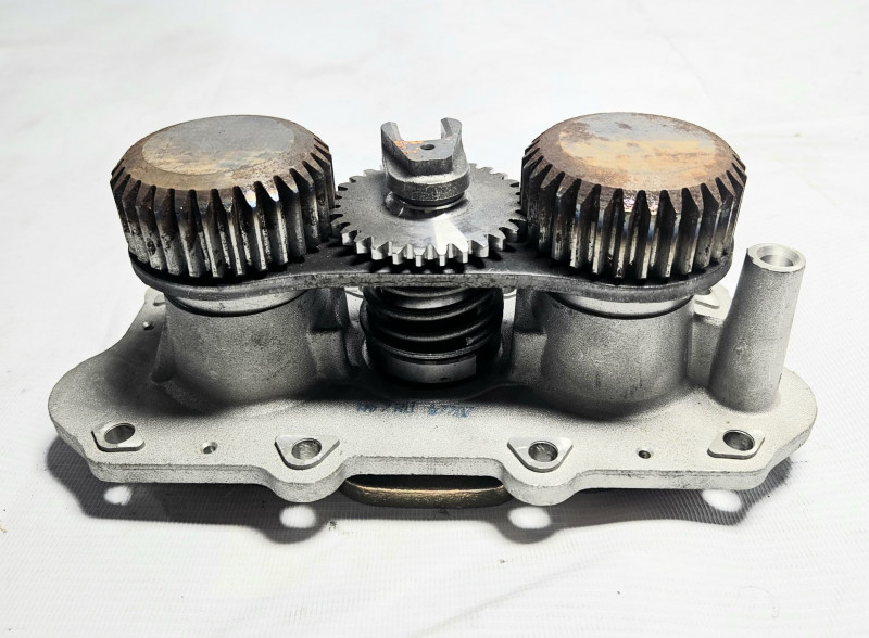 Механизм подвода тормозных колодок (левая) Sitrak CHINA AZ4007443067 OEM — 2