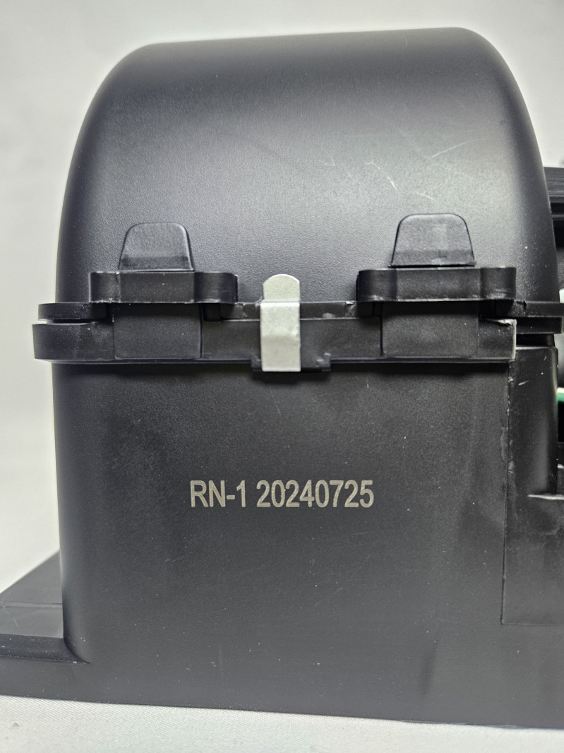 Мотор отопителя HOWO 811W61942-0002 OEM — 2