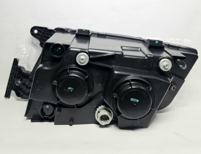 Фара передняя правая самосвала в сборе SITRAK 812W25101-6002 OEM