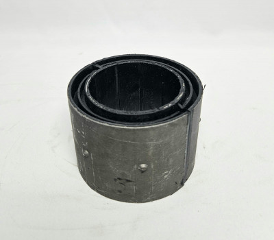 Втулка заднего стабилизатора (центральная) разрезная Sitrak CHINA WG9925688210 OEM