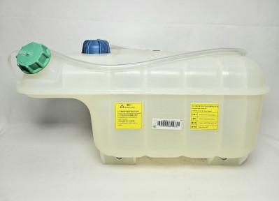 Бак расширительный в сборе Sitrak CHINA 812W06125-0005 Sinotruk