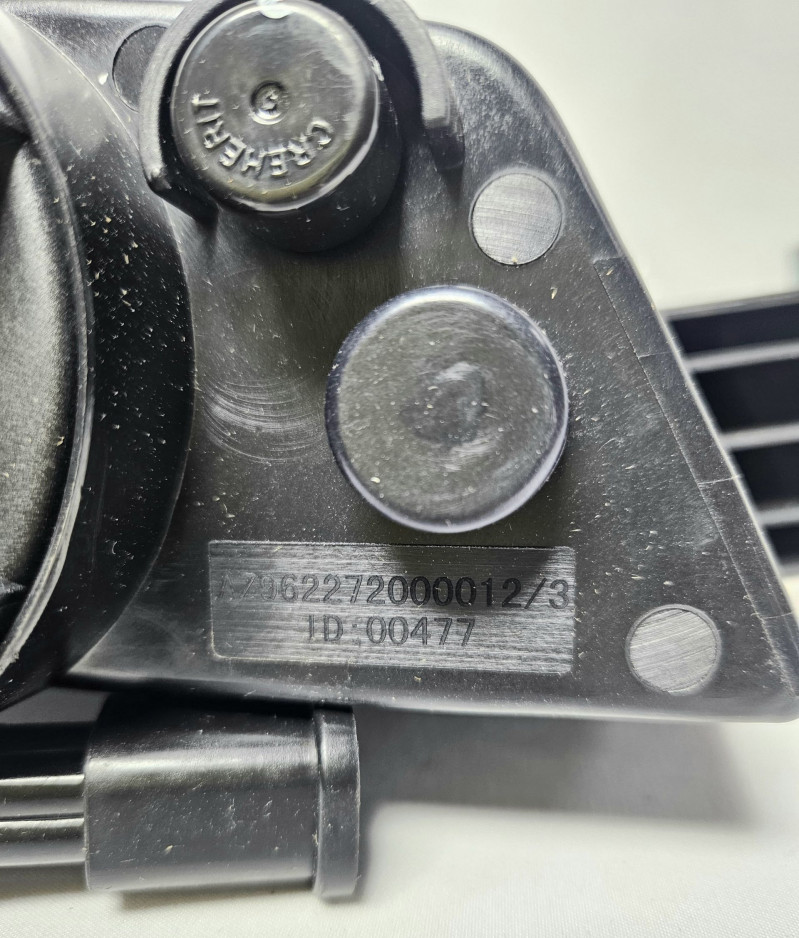 Фара противотуманная в сборе левая Sitrak C7H MAX CHINA AZ962272000012 Sinotruk — 3